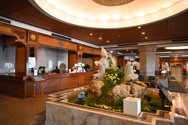 Capital One Shopping Now Books Hotels, and the Rewards Are Not Miles