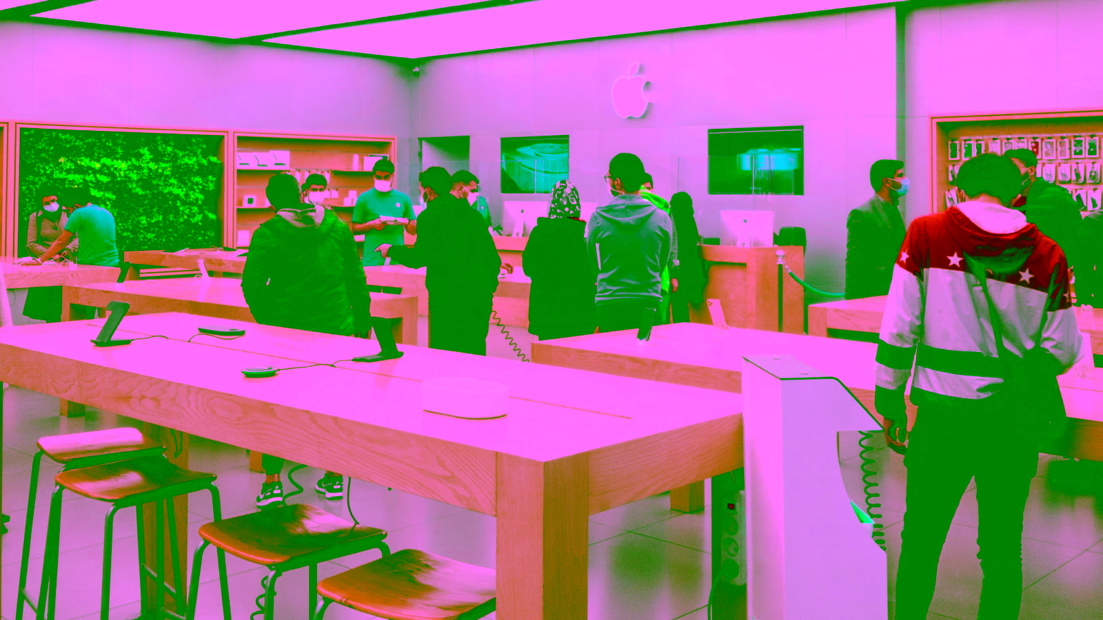 Apple Ecosystem Travel Strategy: Maximizing Points Across All Your Devices