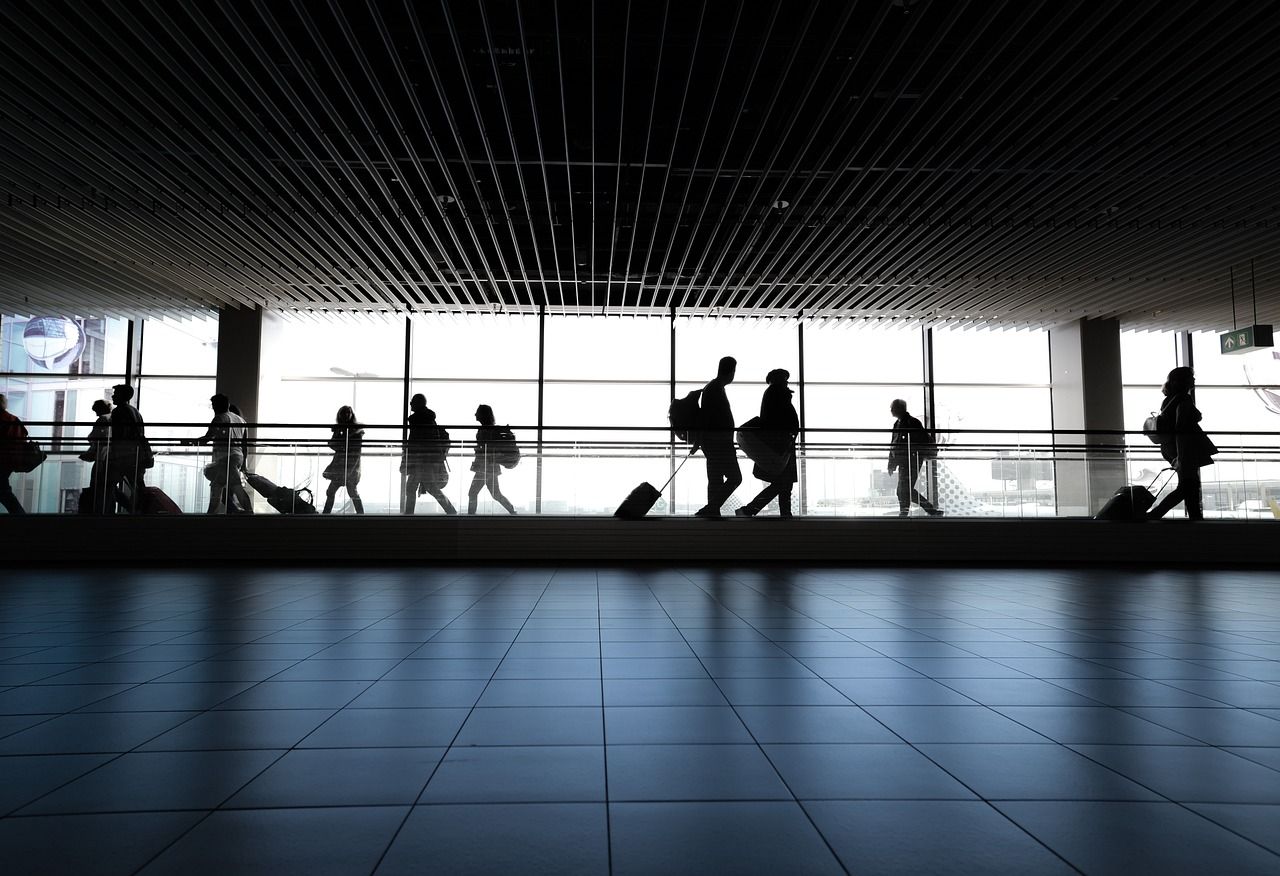 Away Suitcases Review – Best Luggage Brand?
