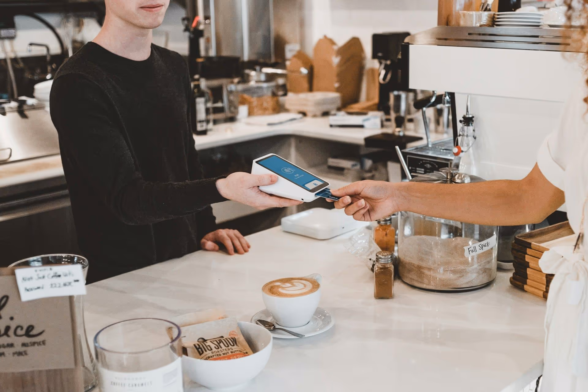 Best Credit Card Pairings for Travel Points in 2026