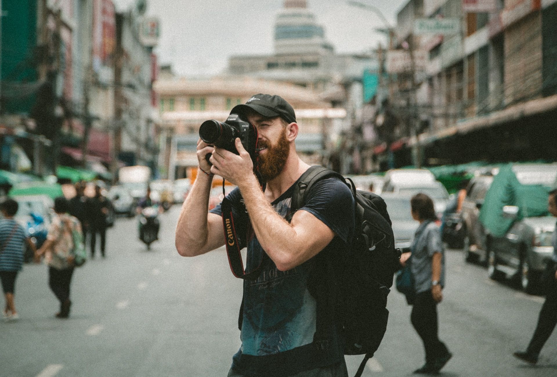 Capture Stunning Travel Photos: Expert Tips