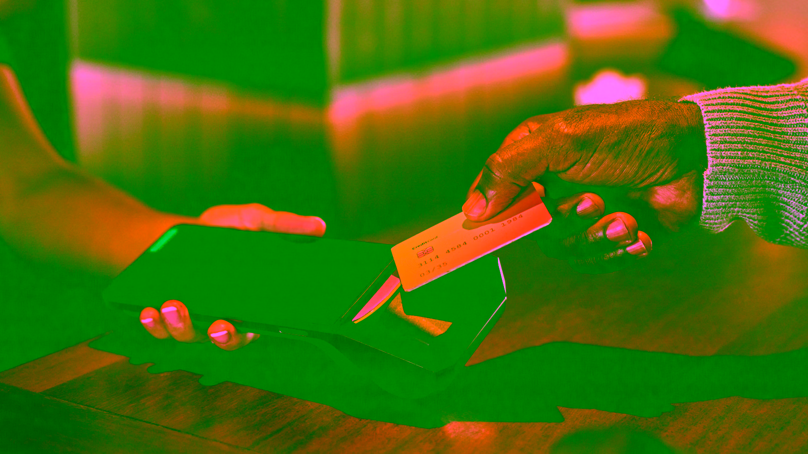How to Protect Your Credit Score During a Credit Card Transition