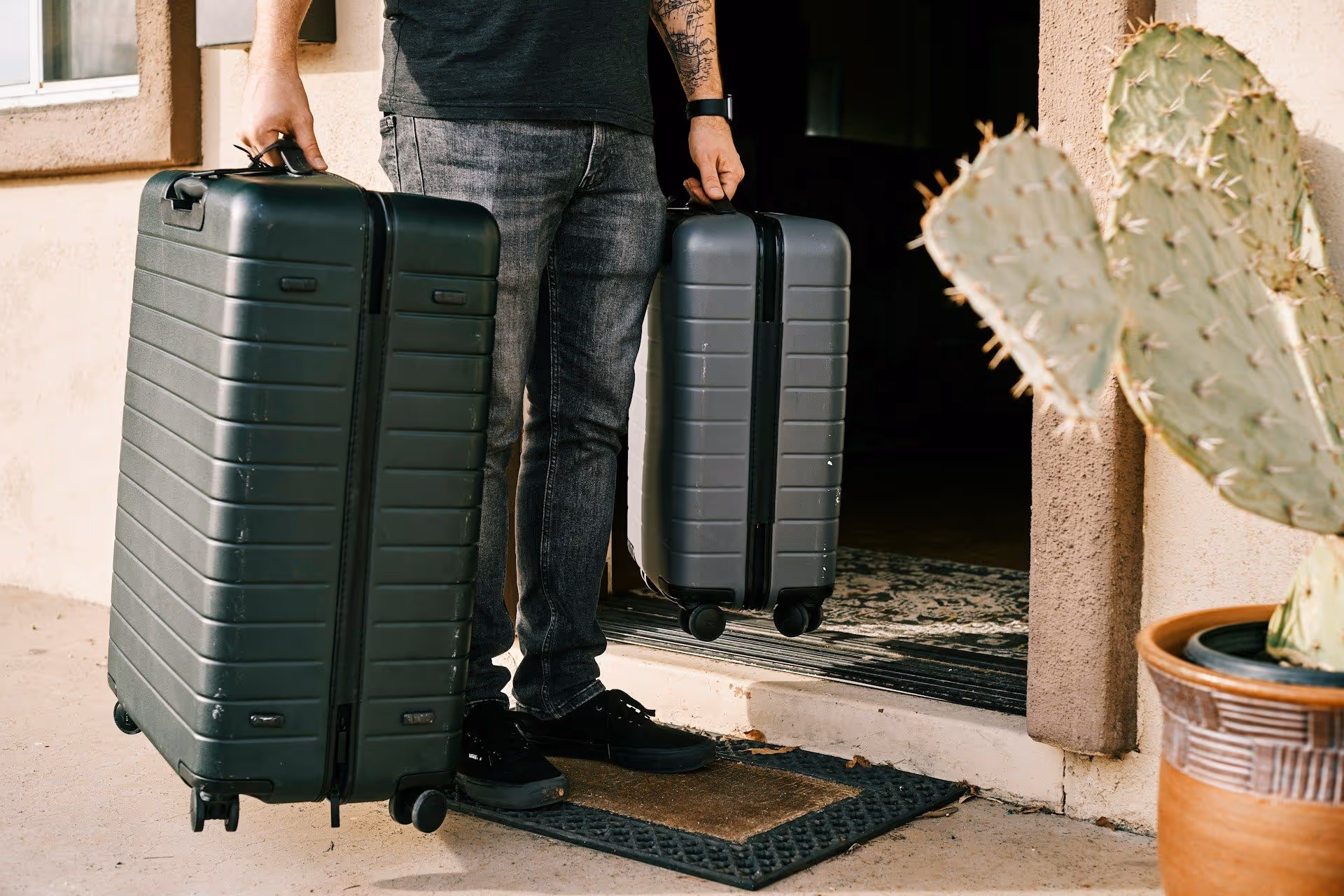 Best Credit Cards With Free Checked Bags in 2026
