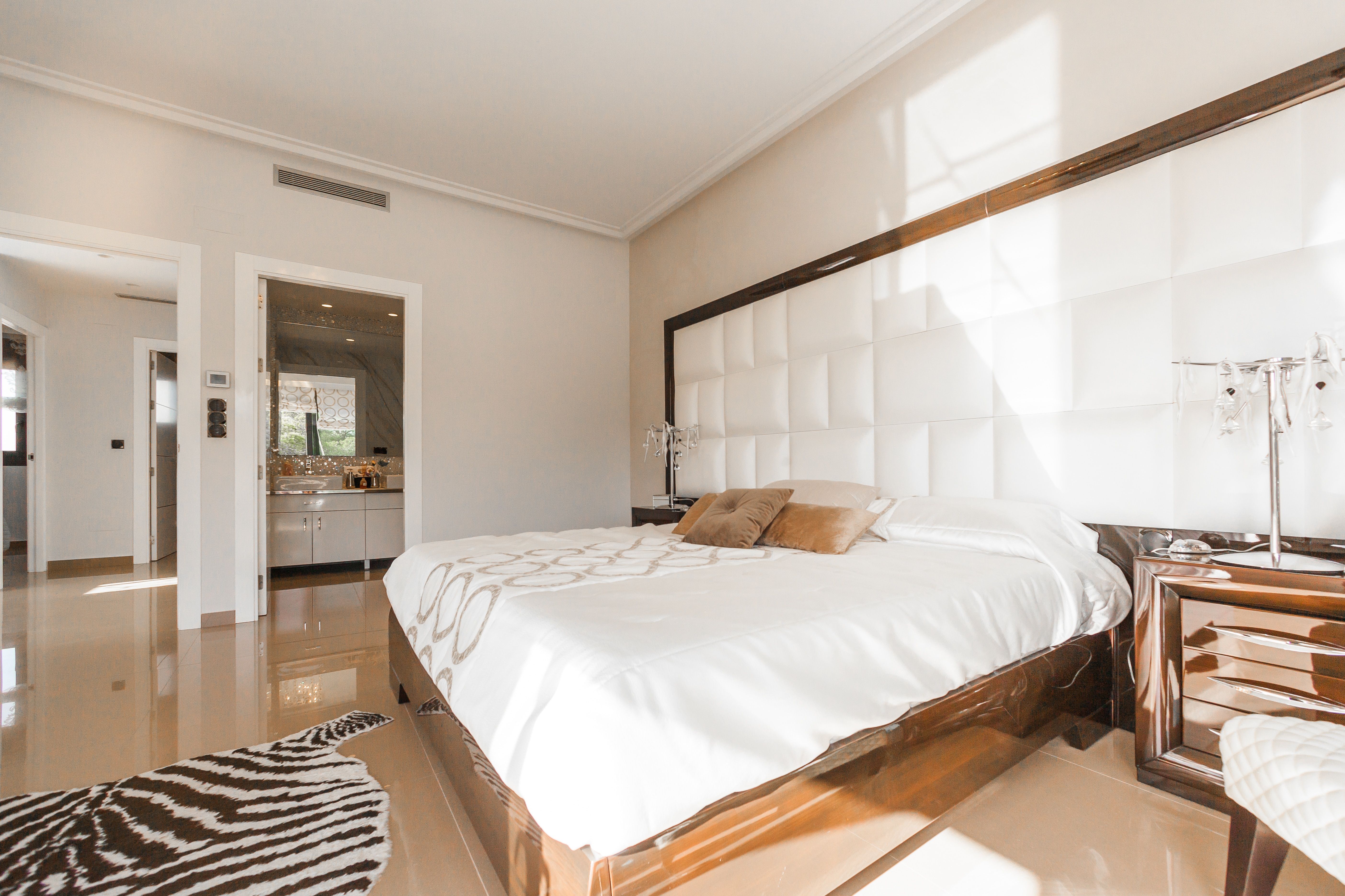 Econo Lodge: Affordable Stay With Choice Privileges Rewards
