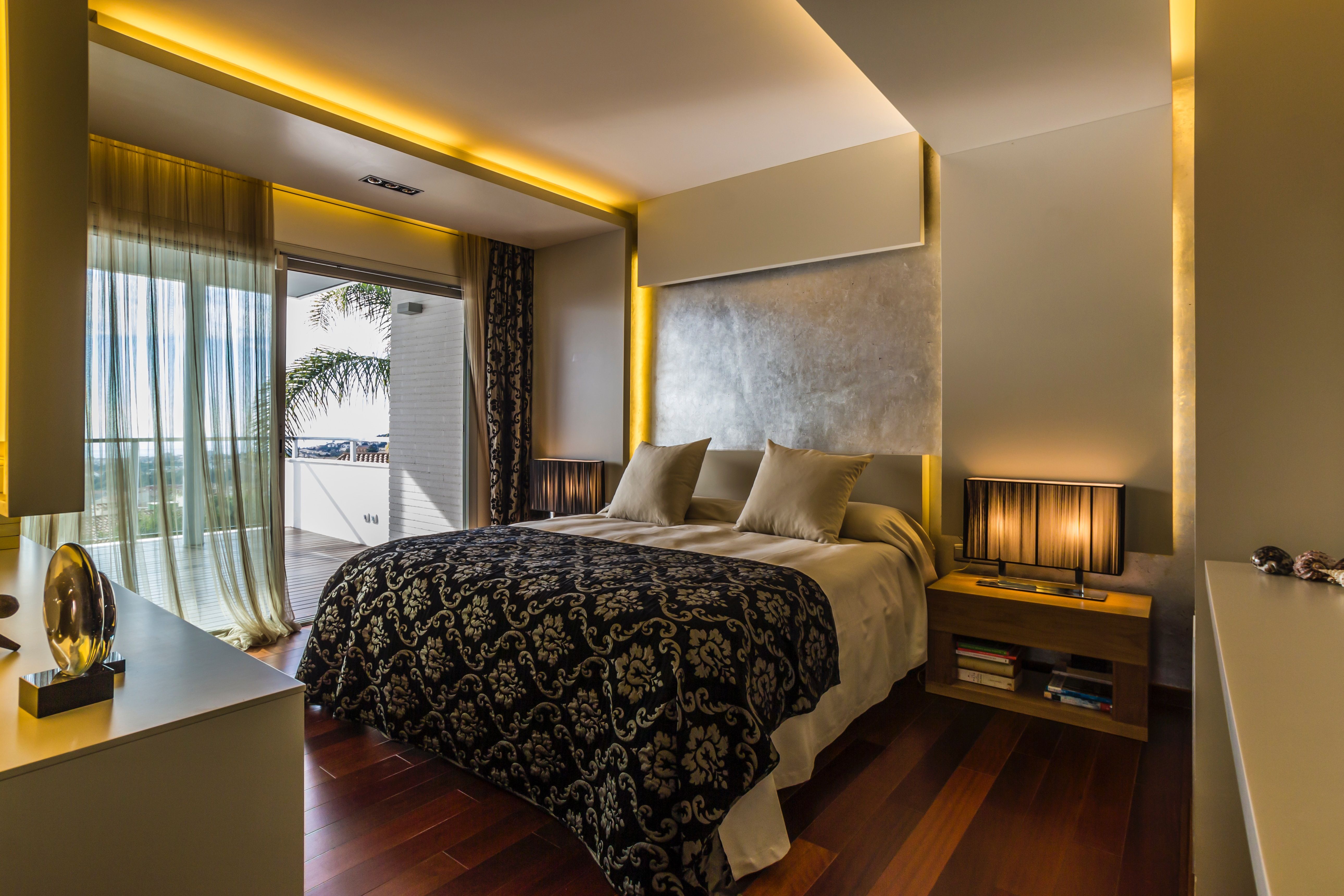 Extended Stay America Vs. Traditional Hotels