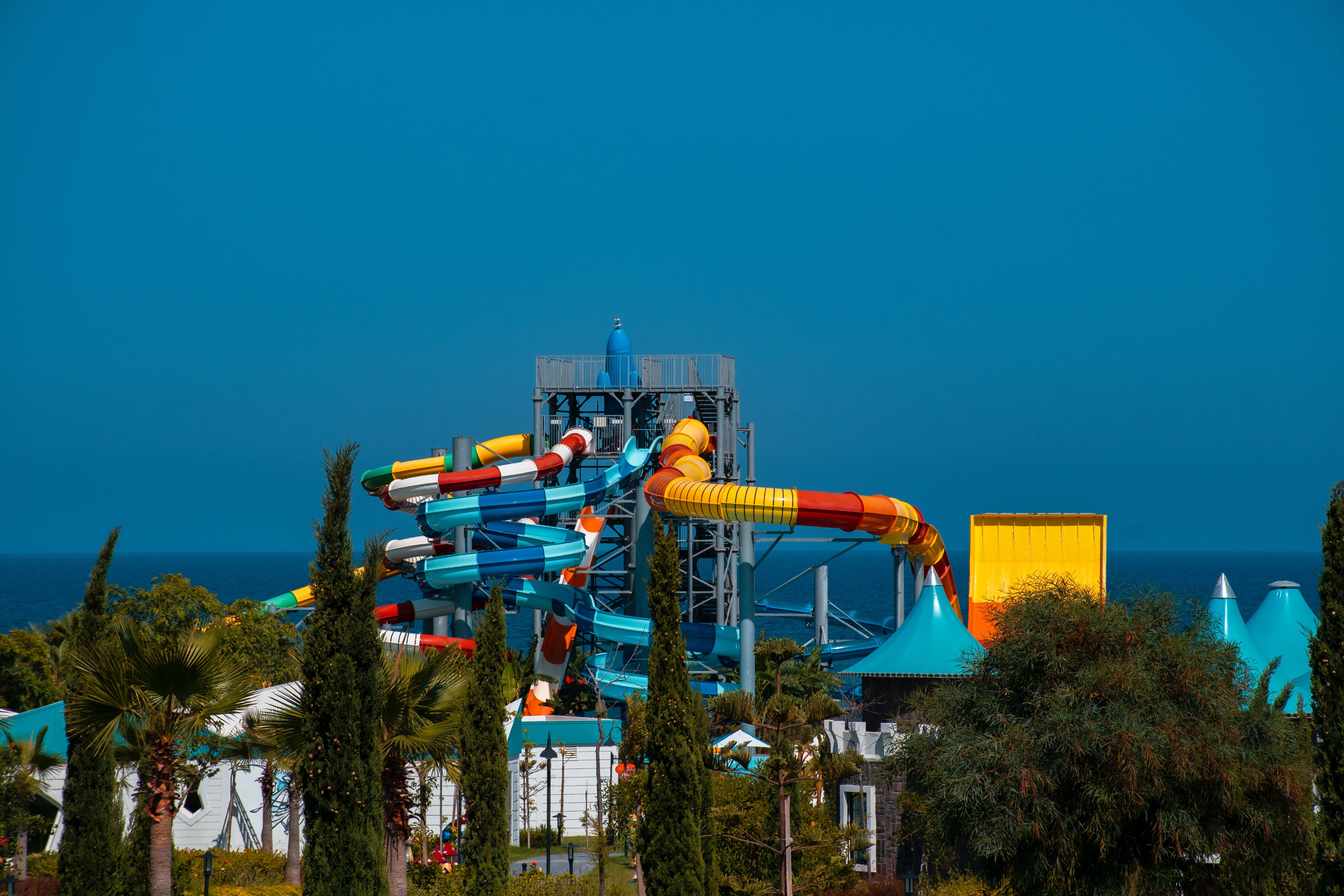 10 Best Hotels With Water Parks in the U.S. for 2026 Family Vacations