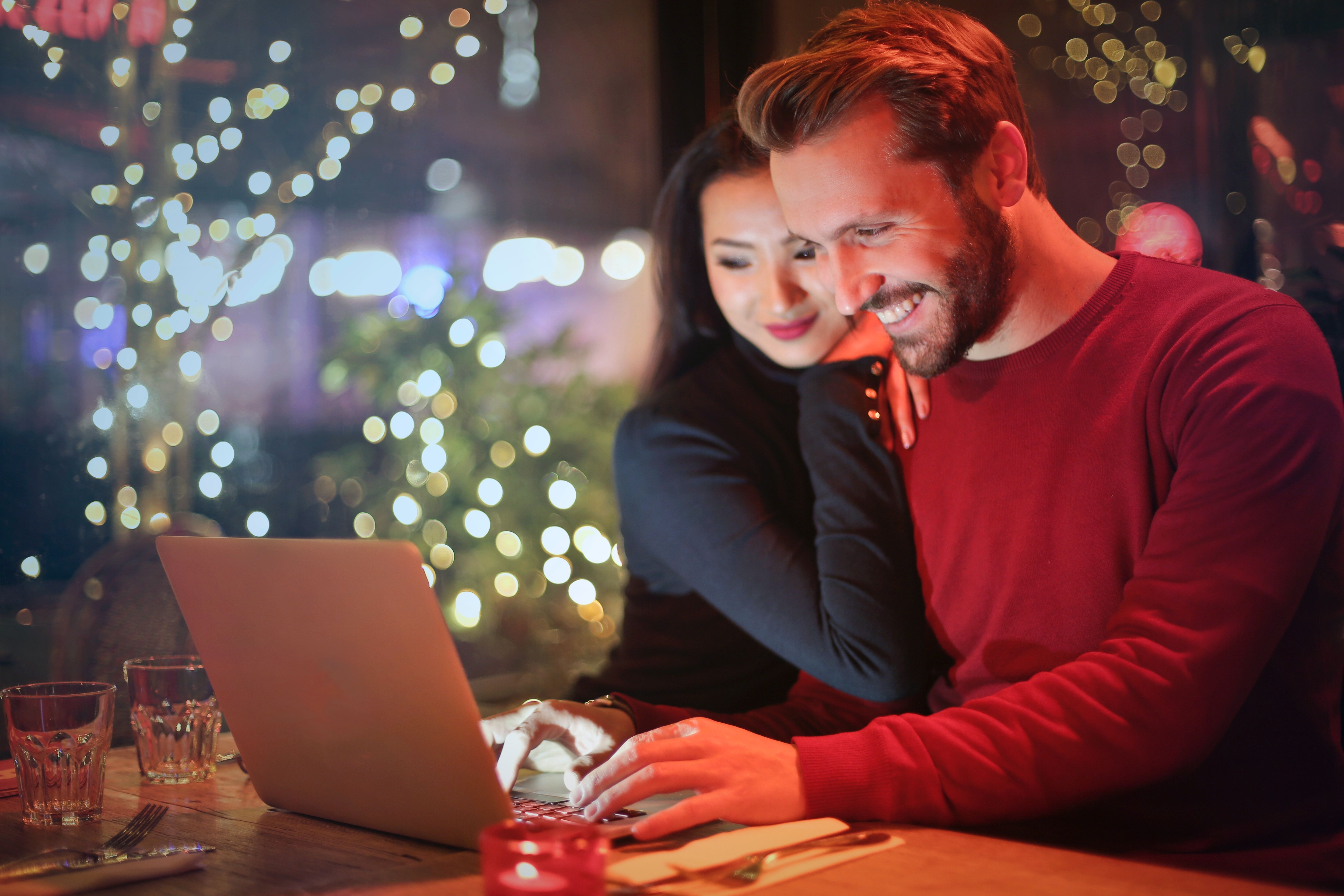 Hotwire Hacks: How To Get Flight Times And Hotel Locations