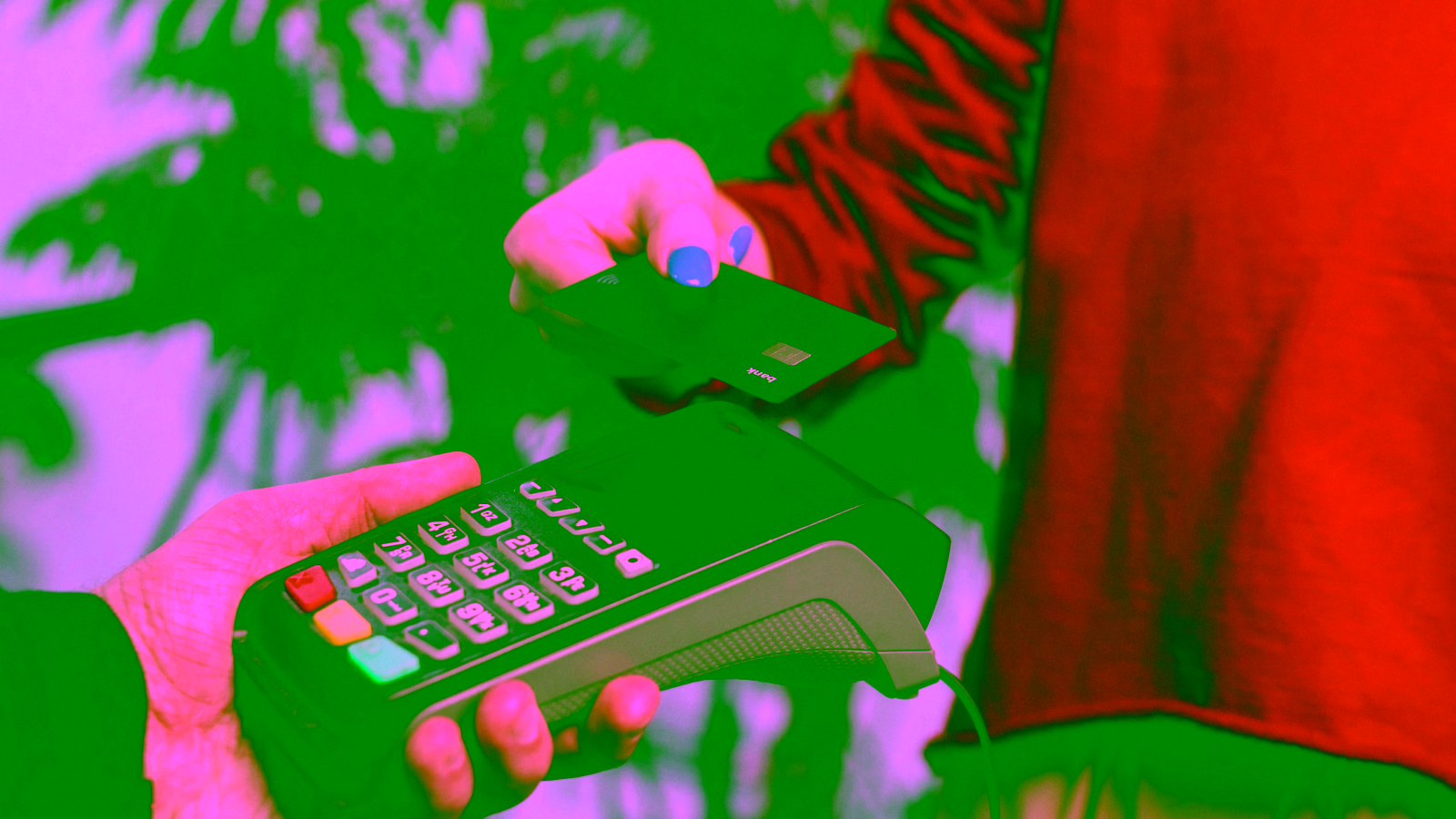 How to Stack Credit Card Rewards: Tools and Strategies