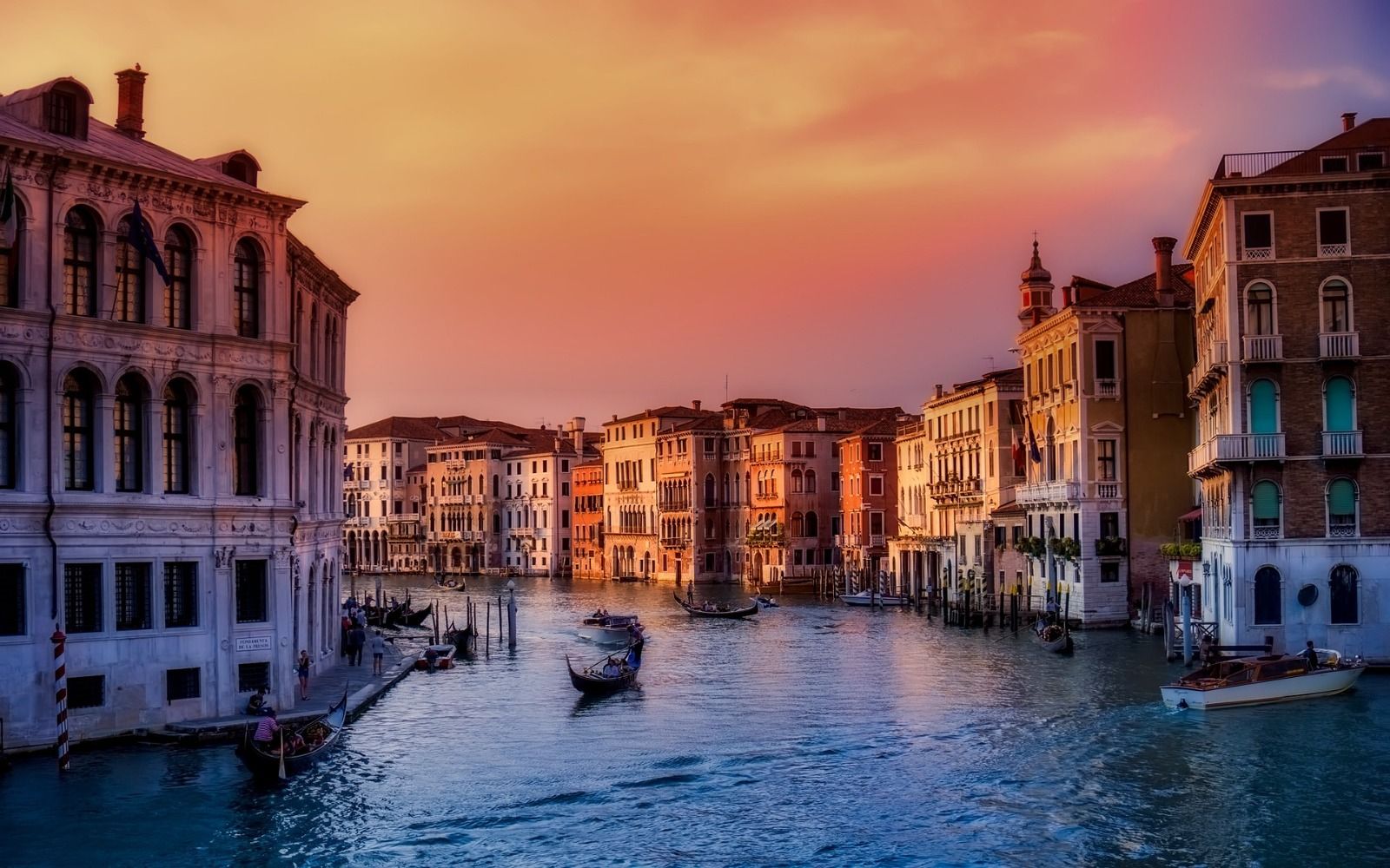 How To Travel Italy On A Budget - Top 5 Tips
