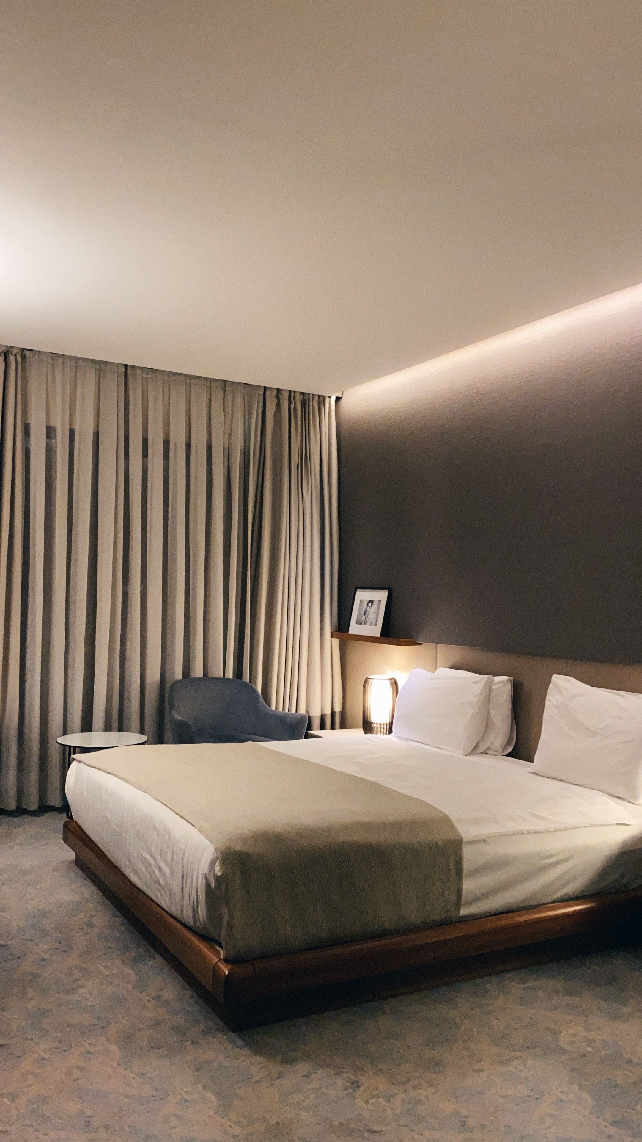 Marriott or IHG Hotels: Which Rewards Program Offers Best