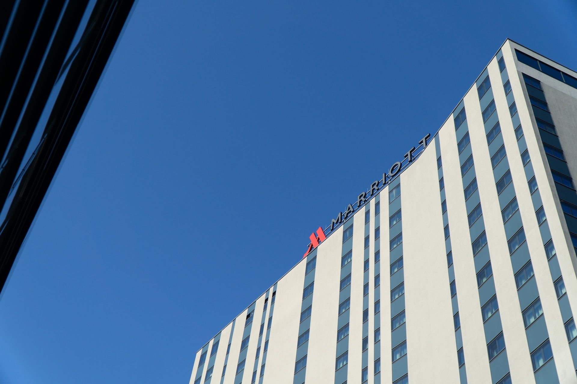 Marriott Points vs. Cash: When and How to Choose Wisely