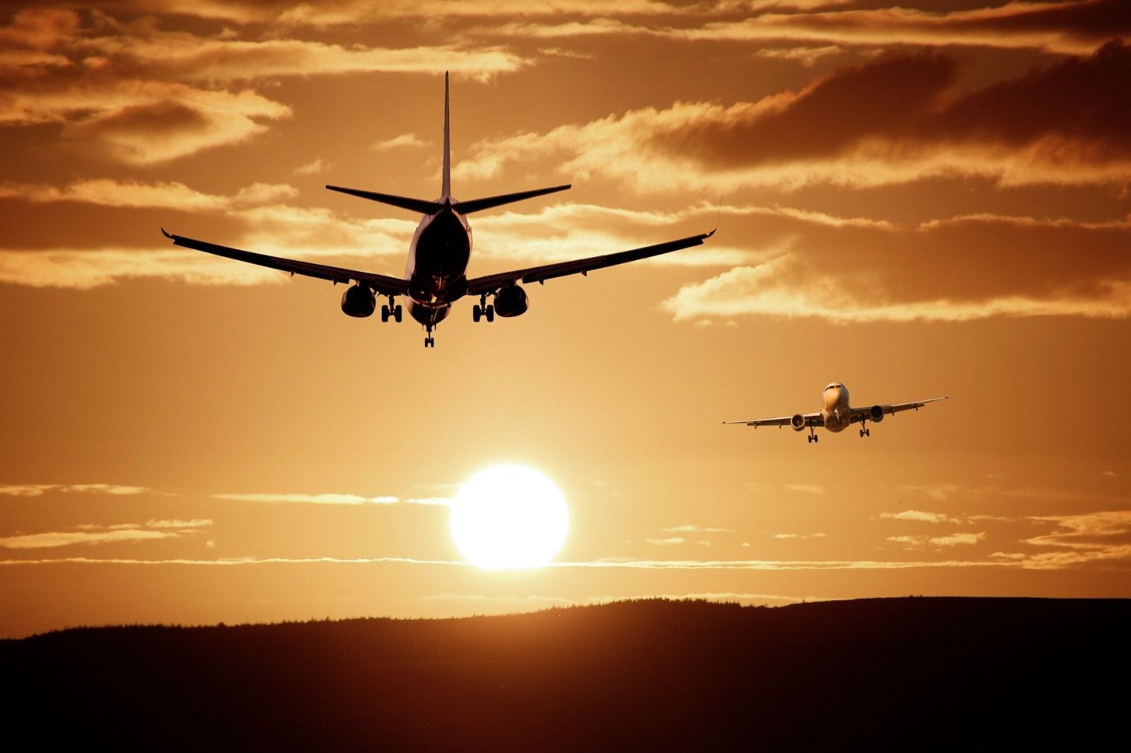Should I Accept Miles For My Canceled Flight?