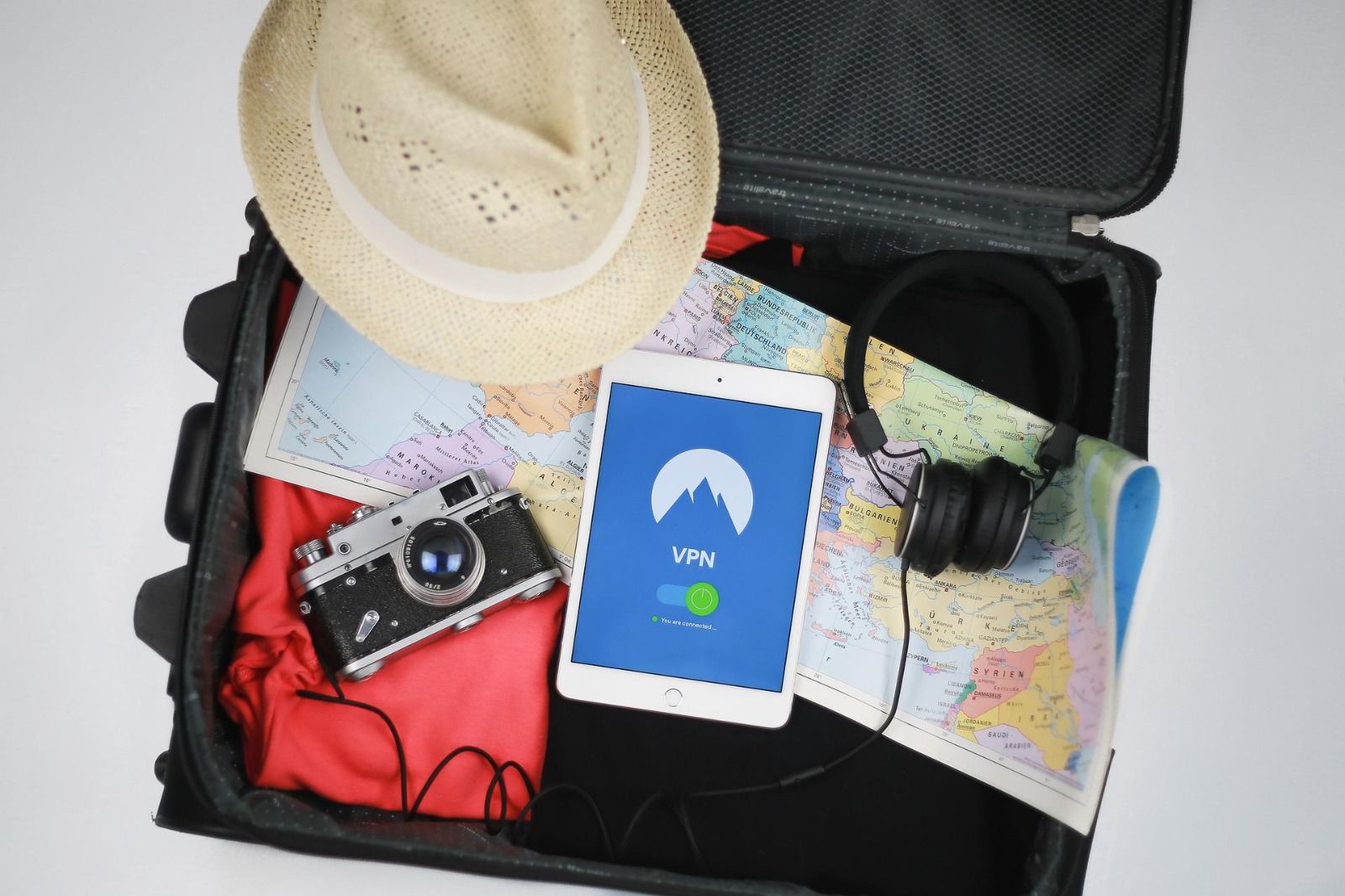 Top 5 Essential Travel Carry On Packing Tips