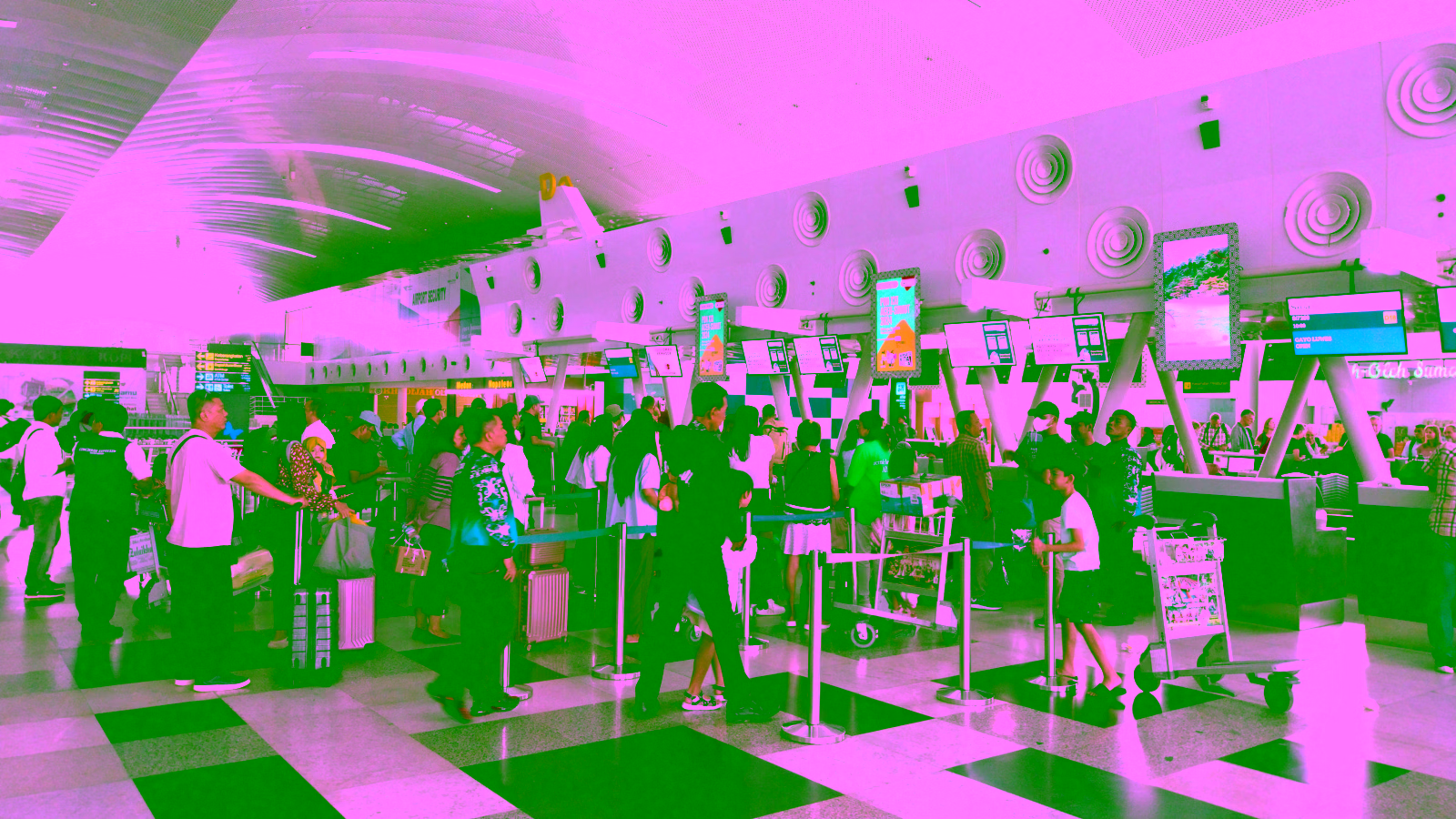 DHS Shutdown Ends, But TSA's Staffing Hole Will Shape Summer Travel