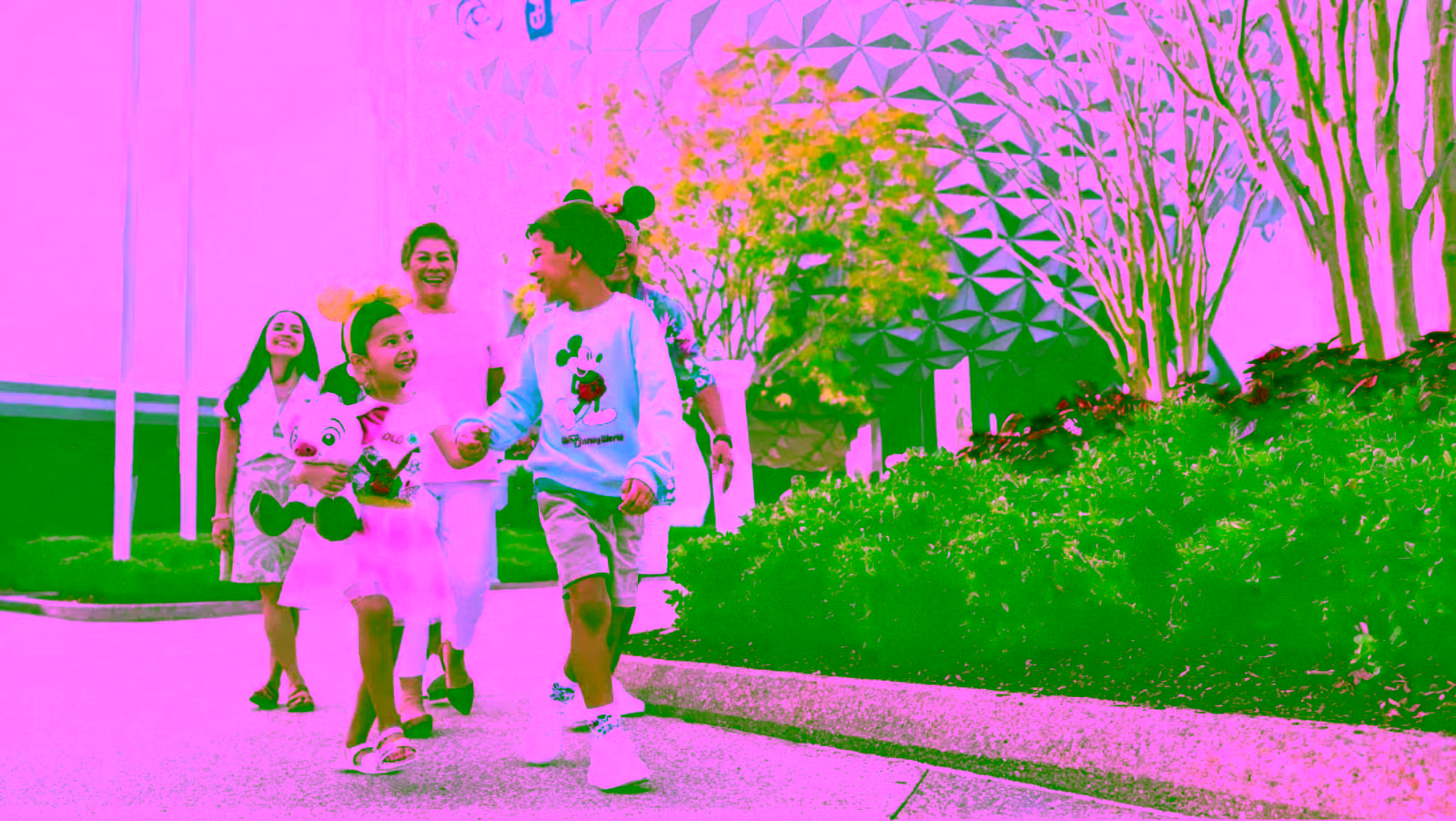 How to Use Points for a Disneyland Vacation in 2026: Hotels, Flights, and Tickets